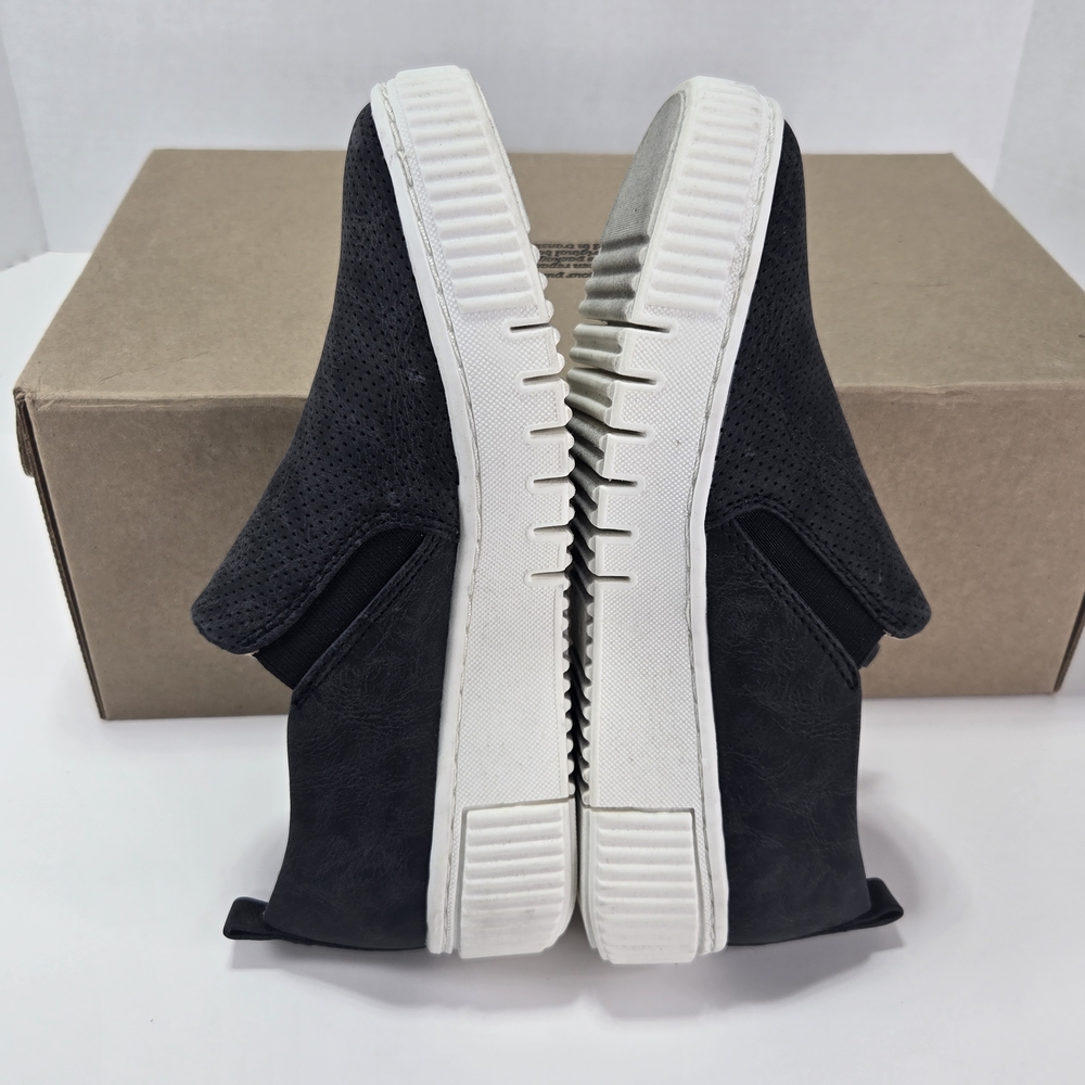 SOUL Naturalizer Turner Black Slip-On Perforated Loafer Platform Sneakers Size 5 - Picture 6 of 11